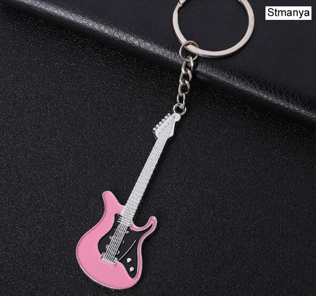 Nuevo llavero de dados de Metal con personalidad, dados, póker, fútbol, ​​guitarra, modelo, llavero de aleación, regalo, llavero de coche 17045