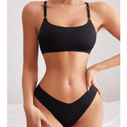 Conjunto de sujetador sin costuras, lencería Sexy push-up, ropa interior de seda helada para mujer, sujetador y Tanga ajustados ultrafinos.